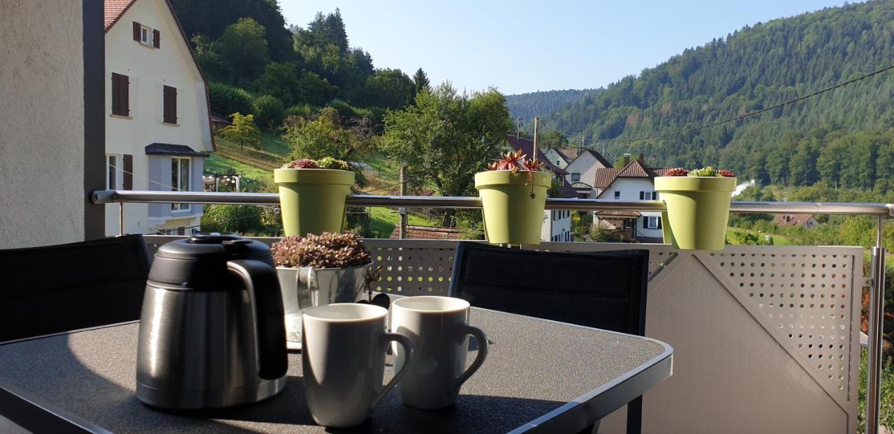 Ferienwohnung Wolfsschlucht 칼프 외부 사진