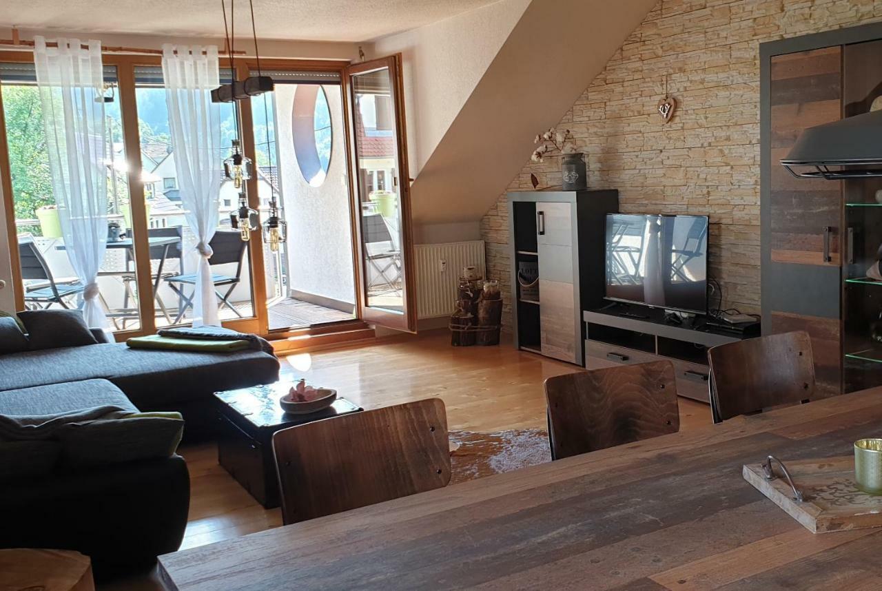 Ferienwohnung Wolfsschlucht 칼프 외부 사진
